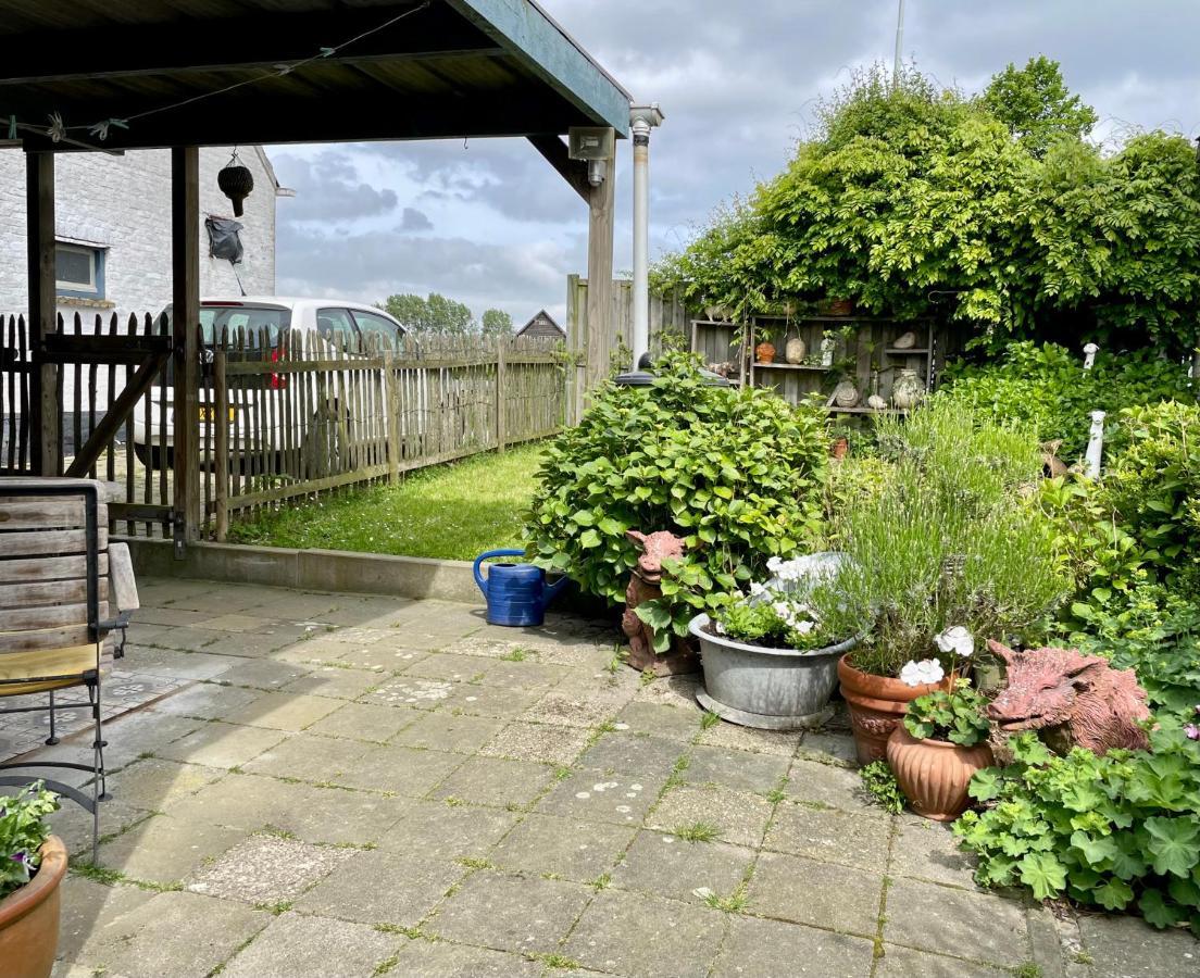 Artistiek Vakantiehuisje Hulst Exteriér fotografie